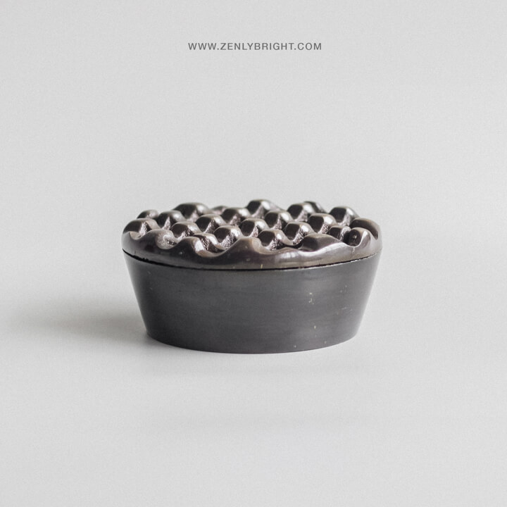 ashtray-rustic-aluminium-round-shape-bali-indonesia-supplier-wholesale
