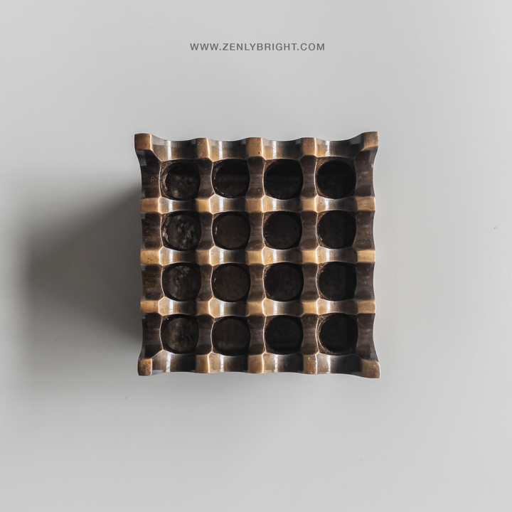 rustic-brass-craft-bali-supplier-ashtray-16-holes-square-premium