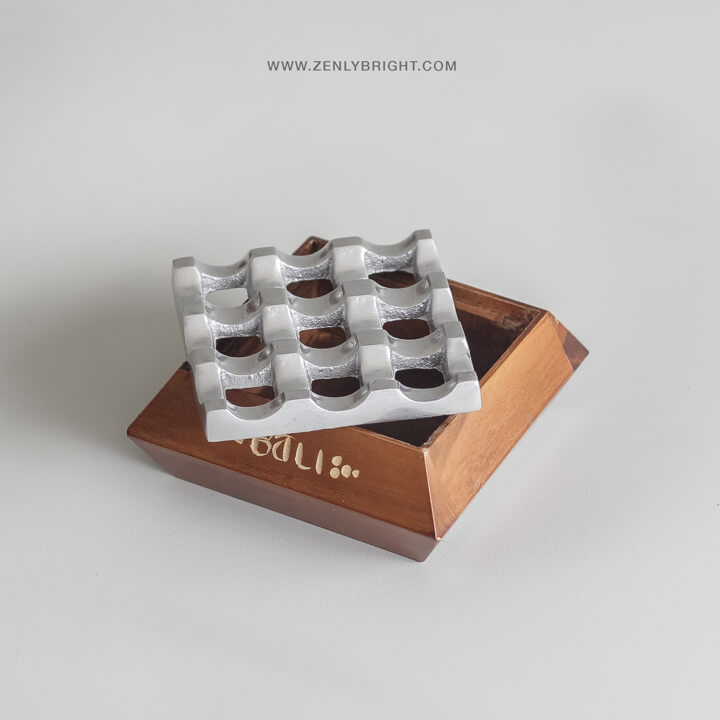 square-pointed-ashtray-natural-teak-wood-9-holes-wholesale-bali-supplier